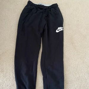 black nike sweat pants